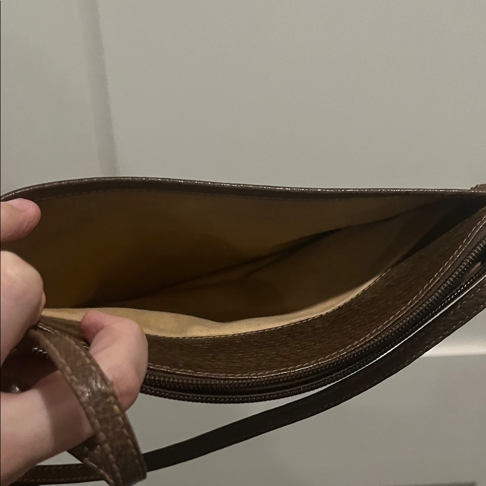 Gucci Brown and Tan GG Monogram Crossbody Bag **Accessory Collection RARE** - Picture 5 of 12